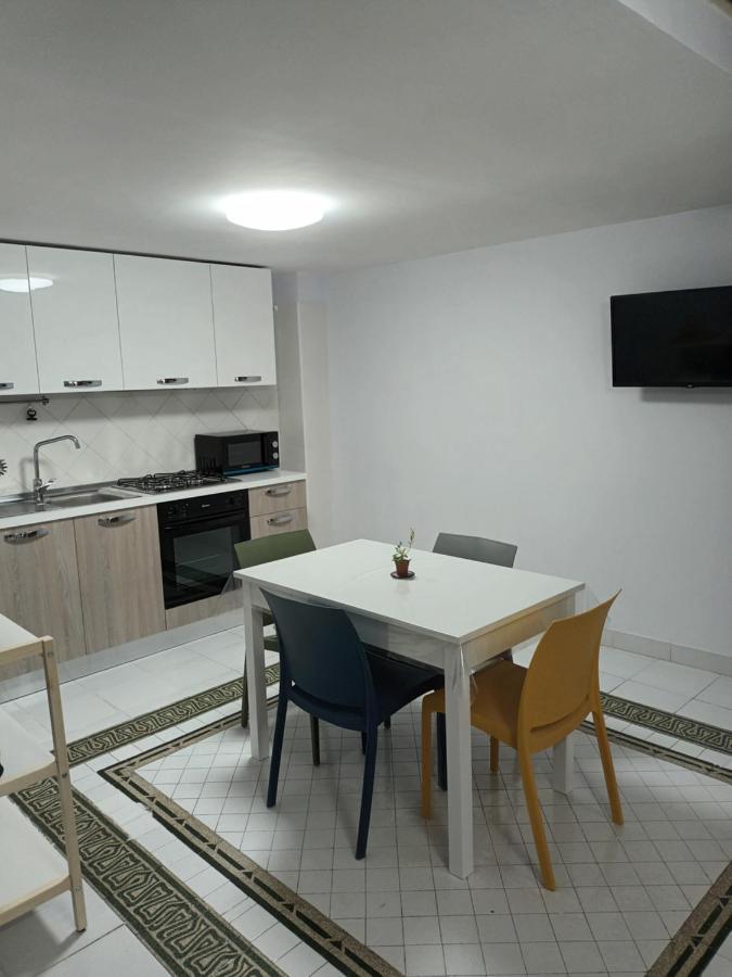 Liz House Toledo Apartment Napoli Bagian luar foto