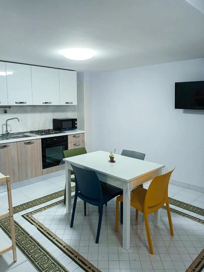 Liz House Toledo Apartment Napoli Bagian luar foto